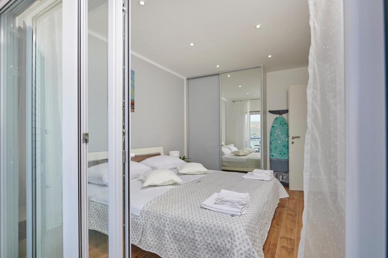 Apartments Marija Трогир Екстериор снимка