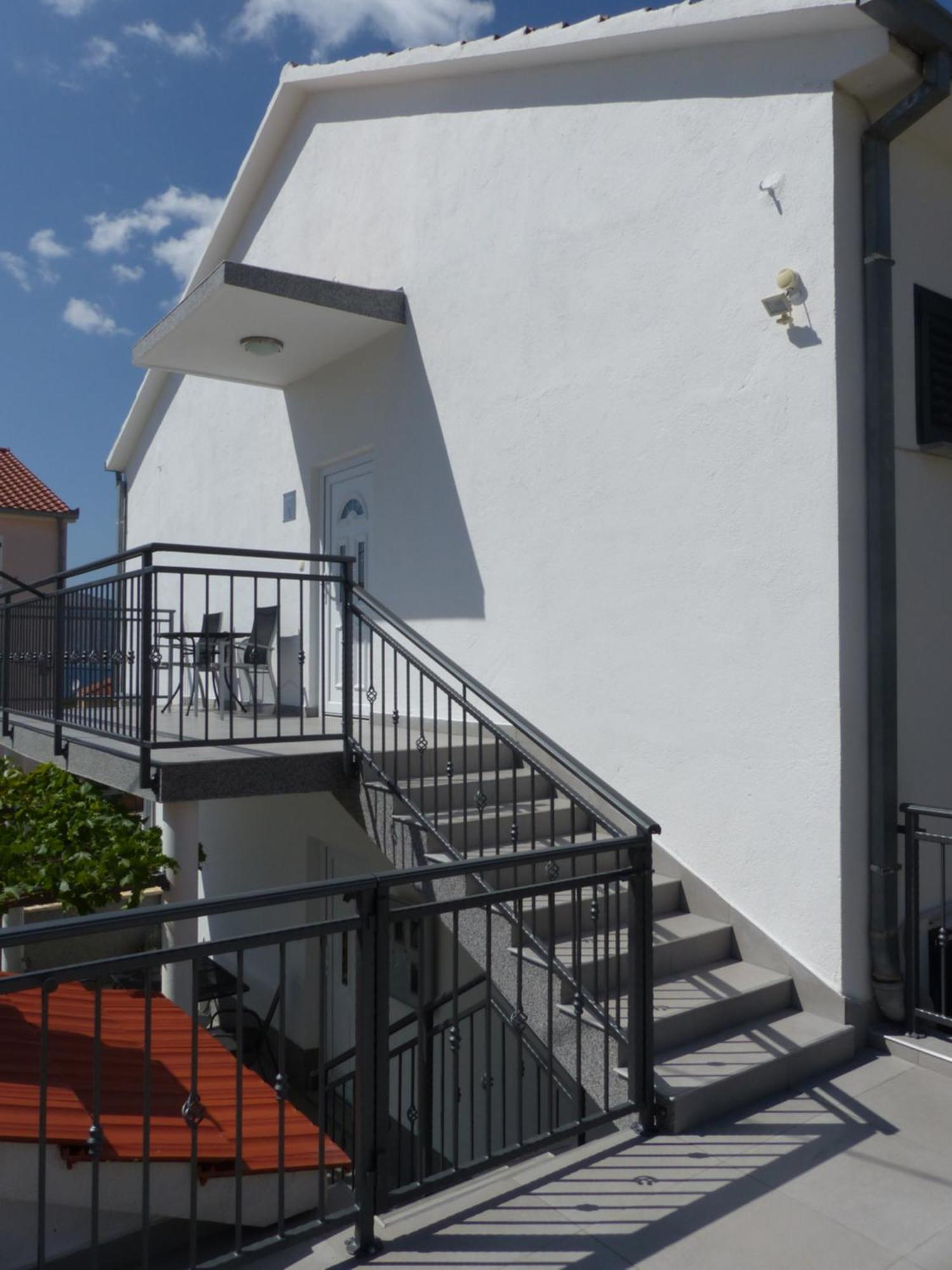 Apartments Marija Трогир Екстериор снимка