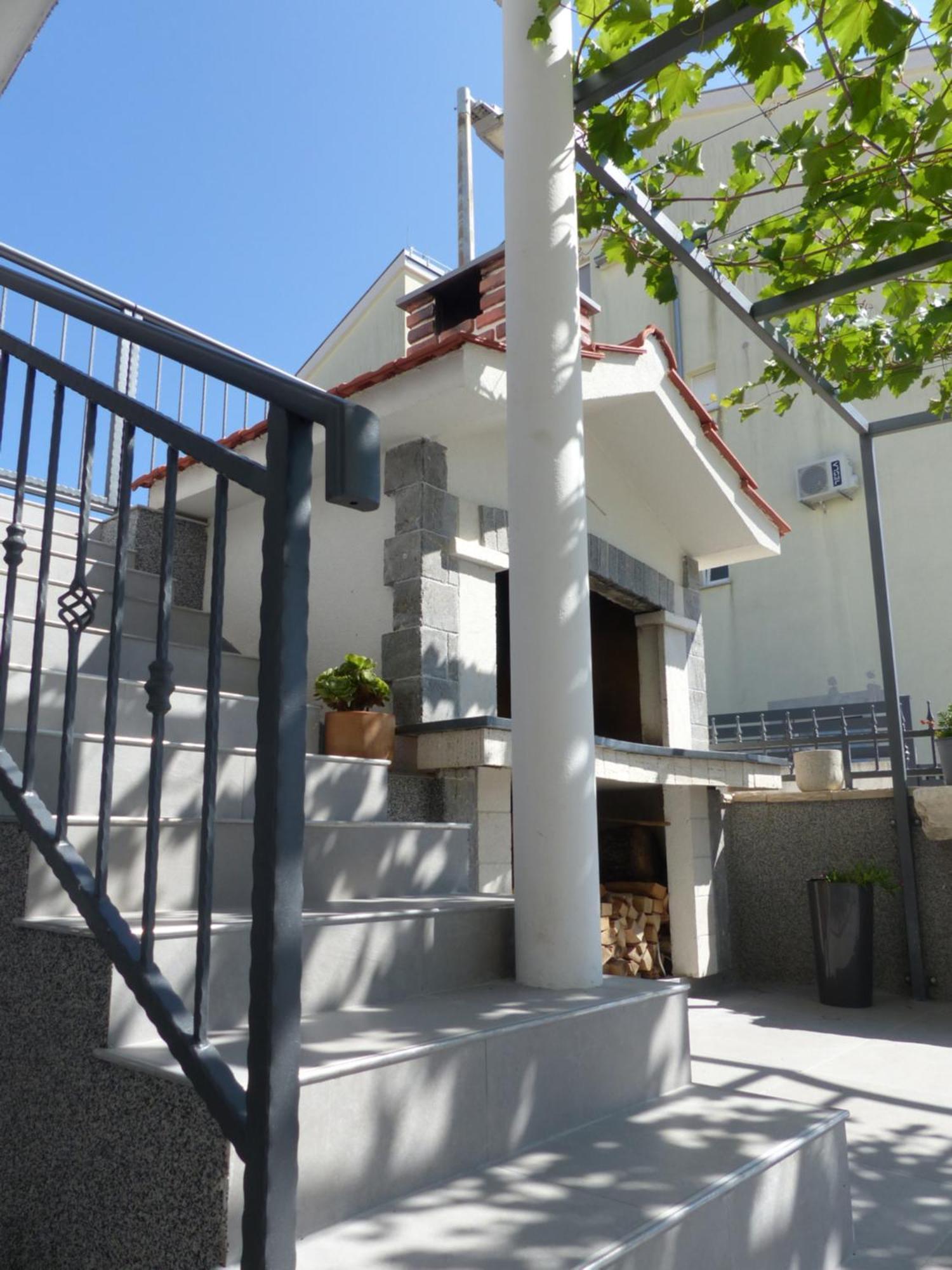 Apartments Marija Трогир Екстериор снимка